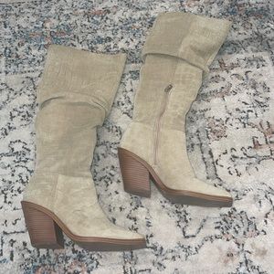 Vince Camuto Alimber Knee High Booy
(Women)- 8